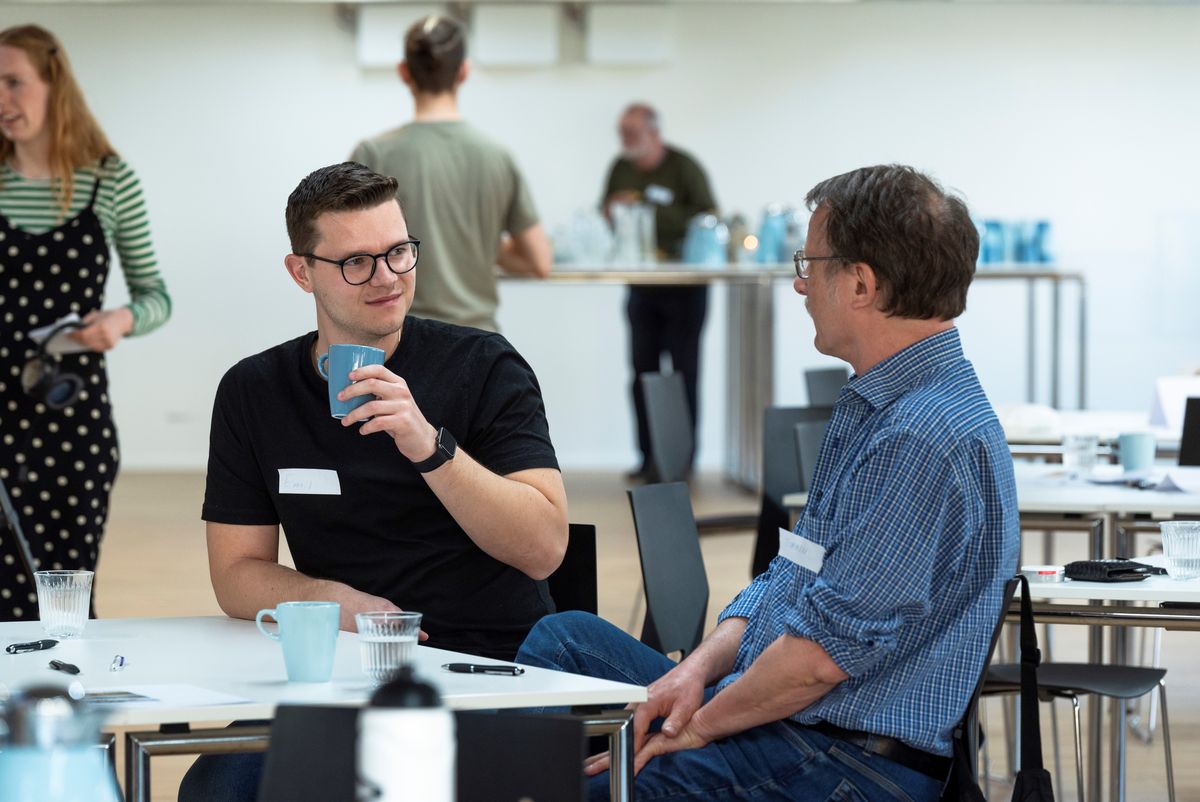 Analyse: Unge og ældre er bekymrede for den online debat