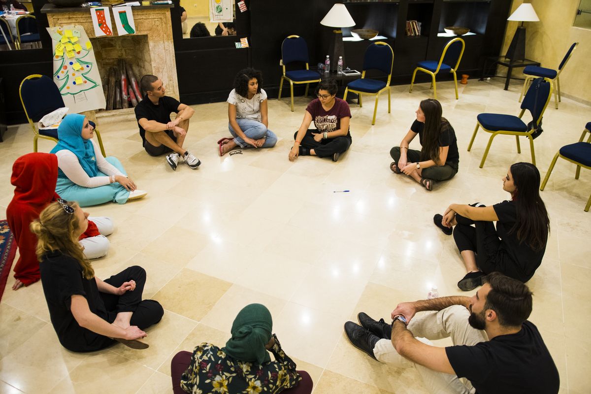 Et nyt hold dialogambassadører er klar til at fostre dialog i Danmark, Egypten, Jordan og Tunesien