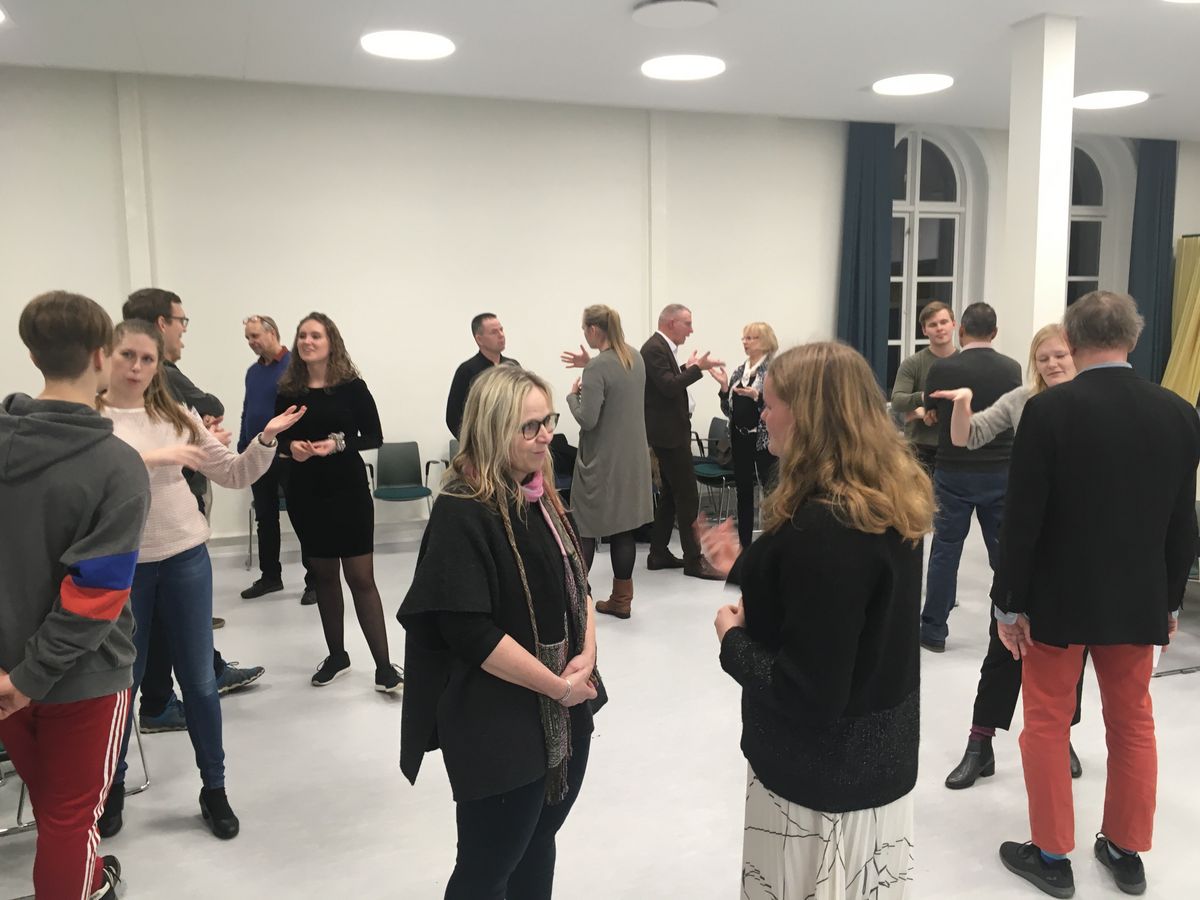 Lokale græsrødder hjælper Demokratikommission med gode ideer